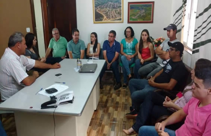 Prefeito faz reunião com a equipe administrativa