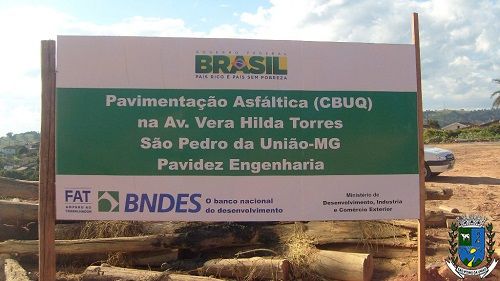 Pavimentação Asfáltica da Avenida Hilda Torres